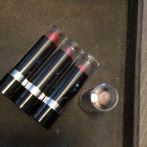🍡🍡🍡Faux Leather make up train case with brushes (Make up is new but 3 yrsold) - Picture 4 of 5